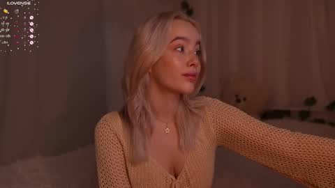 Snapshot of mother__of__dragons chatting on 14, 9, 2025 Deni and Jett my weekly schedule online show from 14, 9, 2025