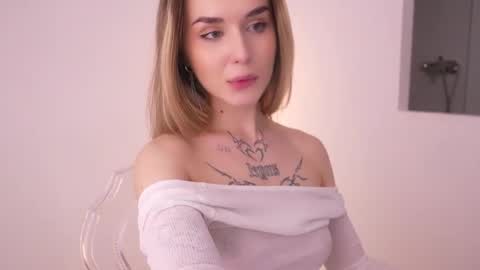 Snapshot of motherlode_ chatting on 28, 11, 2025 MIRA online show from 28, 11, 2025