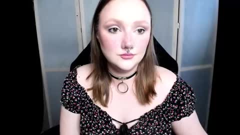 Snapshot of motorkate chatting on 16, 11, 2025 motorkate online show from 16, 11, 2025