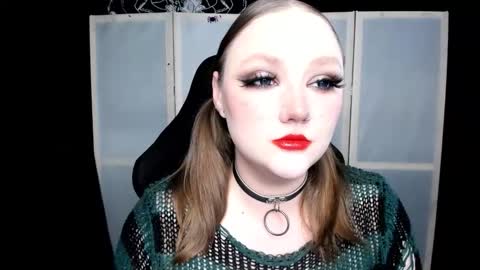 Snapshot of motorkate chatting on 30, 11, 2025 motorkate online show from 30, 11, 2025