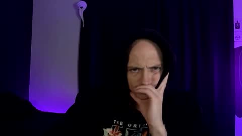 Snapshot of mount_vesuvius chatting on 25, 10, 2025 mount_vesuvius online show from 25, 10, 2025