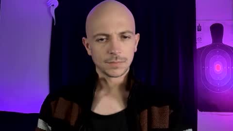 Snapshot of mount_vesuvius chatting on 28, 10, 2025 mount_vesuvius online show from 28, 10, 2025