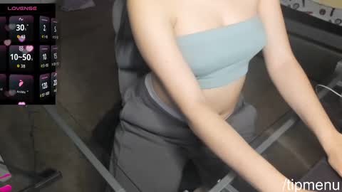 moxieXfoxie online show from 9, 3, 2026