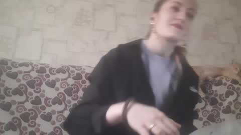 Snapshot of mozellasichler chatting on 10, 11, 2025 Leyla online show from 10, 11, 2025