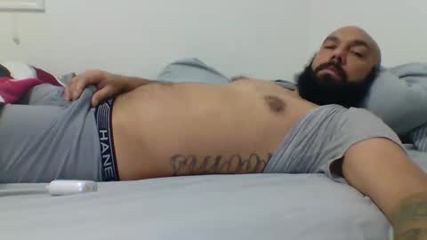 Mr8 online show from 4, 1, 2025