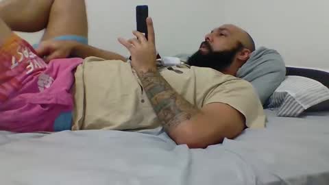 Mr8 online show from 6, 1, 2025