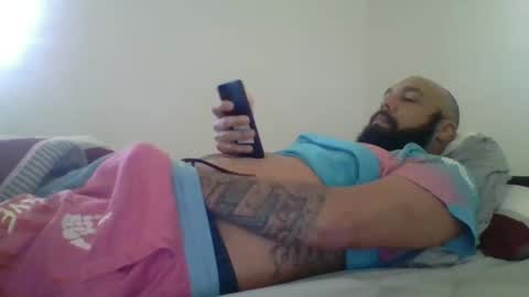 Mr8 online show from 28, 1, 2025