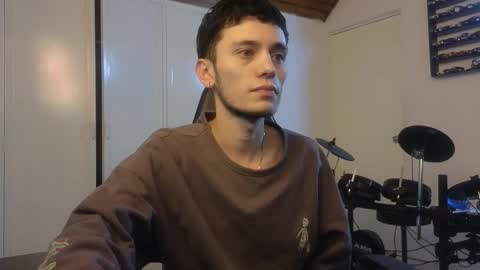 Snapshot of mr_andresr chatting on 3, 11, 2025 Andy online show from 3, 11, 2025