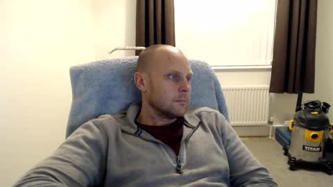 Snapshot of mr_baldy chatting on 17, 10, 2025 Mr Baldy Likes to Chat online show from 17, 10, 2025