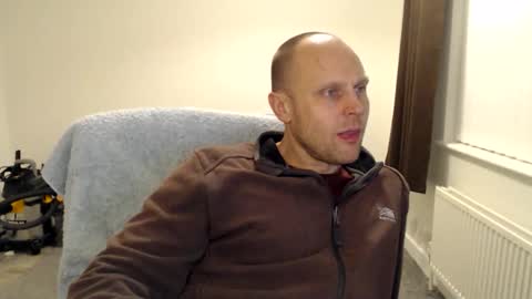 Snapshot of mr_baldy chatting on 6, 11, 2025 Mr Baldy Likes to Chat online show from 6, 11, 2025