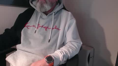 Snapshot of mr_boombastic2021 chatting on 15, 11, 2025 mr_boombastic2021 online show from 15, 11, 2025