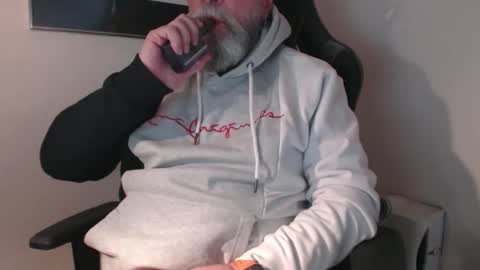 Snapshot of mr_boombastic2021 chatting on 27, 11, 2025 mr_boombastic2021 online show from 27, 11, 2025