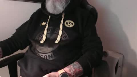 Snapshot of mr_boombastic2021 chatting on 19, 12, 2025 mr_boombastic2021 online show from 19, 12, 2025