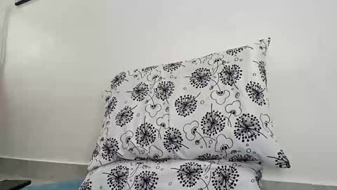 Snapshot of mr_chr1s chatting on 3, 10, 2025 chris online show from 3, 10, 2025