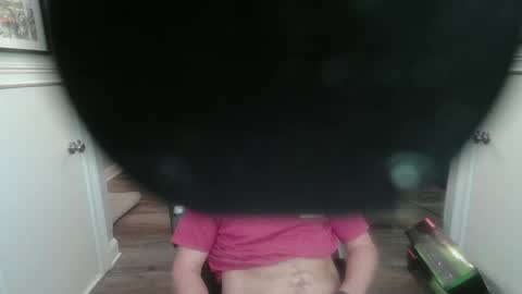 Snapshot of mr_e_solved chatting on 27, 4, 2026 just me online show from 27, 4, 2026