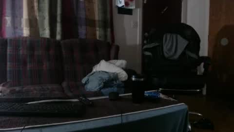 Snapshot of mr_happy12 chatting on 28, 10, 2025 mr_happy12 online show from 28, 10, 2025