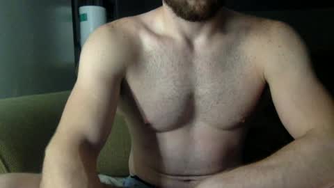 Snapshot of mr_himm chatting on 5, 7, 2026 mr_himm online show from 5, 7, 2026