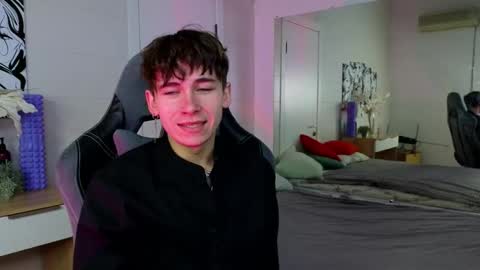 Snapshot of mr_lucky_guy chatting on 11, 2, 2025 Kris online show from 11, 2, 2025