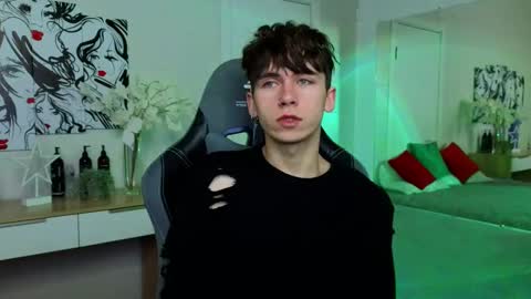 Snapshot of mr_lucky_guy chatting on 14, 2, 2025 Kris online show from 14, 2, 2025