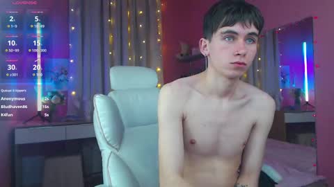 Snapshot of mr_lucky_guy chatting on 5, 3, 2025 Kris online show from 5, 3, 2025