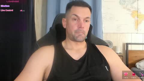 Snapshot of mr_mac69 chatting on 13, 1, 2025 Cam online show from 13, 1, 2025