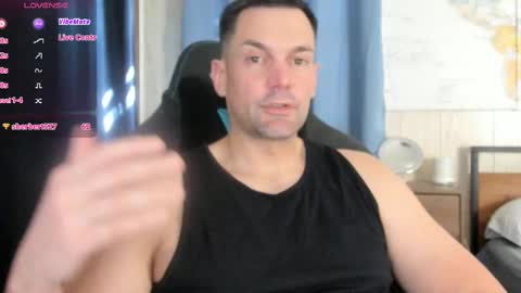 Snapshot of mr_mac69 chatting on 12, 3, 2025 Cam online show from 12, 3, 2025