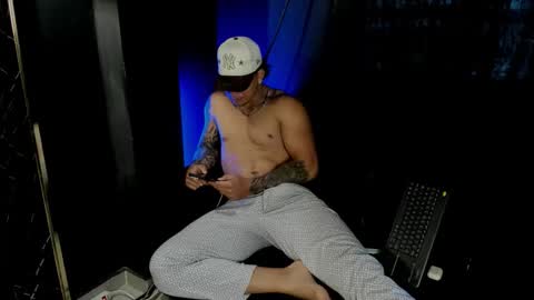 Snapshot of mr_maximo chatting on 29, 10, 2025 mr_maximo online show from 29, 10, 2025