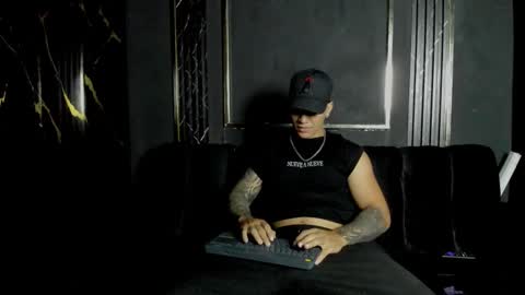 Snapshot of mr_maximo chatting on 29, 11, 2025 mr_maximo online show from 29, 11, 2025