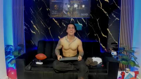 mr_maximo online show from 15, 2, 2026