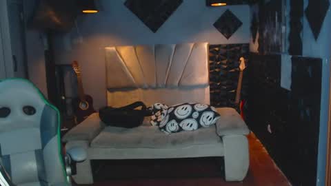 mr_mois online show from 21, 6, 2026