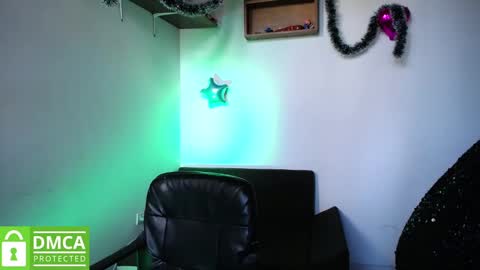 Mr  Mrs Curie online show from 31, 12, 2024