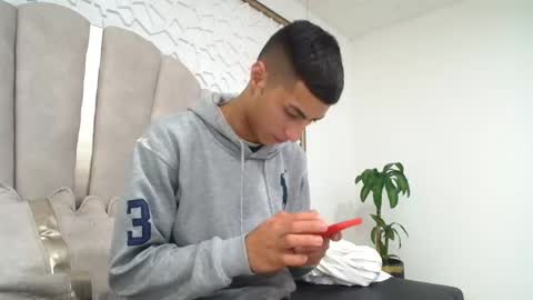 Mr Porn  online show from 7, 5, 2026