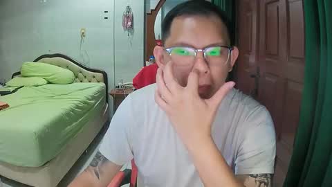 Snapshot of mr_thick89 chatting on 1, 11, 2025 mr_thick89 online show from 1, 11, 2025