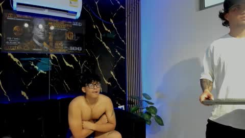 Snapshot of mr_yisuz chatting on 10, 3, 2026 yisuz online show from 10, 3, 2026