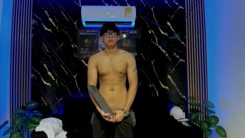 Snapshot of mr_yisuz chatting on 18, 3, 2026 yisuz online show from 18, 3, 2026