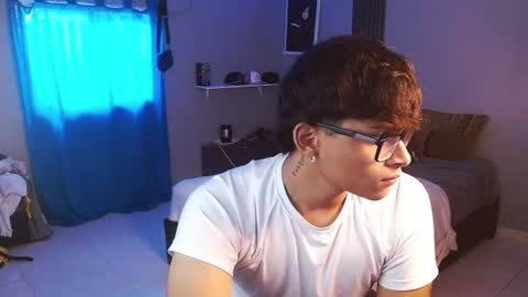 yisuz online show from 16, 7, 2026