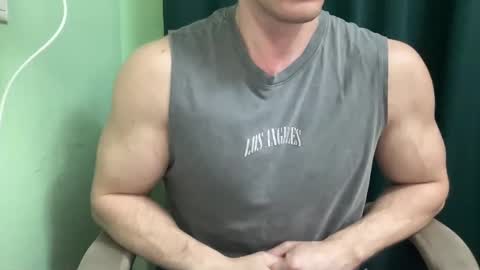 Snapshot of mrbiceps_23 chatting on 15, 12, 2024 Mrbiceps23 online show from 15, 12, 2024