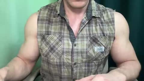 Snapshot of mrbiceps_23 chatting on 23, 12, 2024 Mrbiceps23 online show from 23, 12, 2024