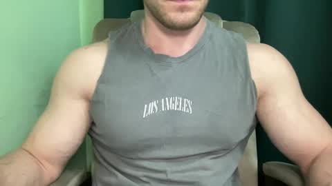 Snapshot of mrbiceps_23 chatting on 23, 1, 2025 Mrbiceps23 online show from 23, 1, 2025