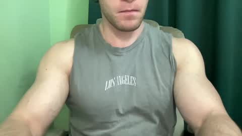 Snapshot of mrbiceps_23 chatting on 1, 2, 2025 Mrbiceps23 online show from 1, 2, 2025