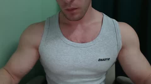 Snapshot of mrbiceps_23 chatting on 15, 2, 2025 Mrbiceps23 online show from 15, 2, 2025