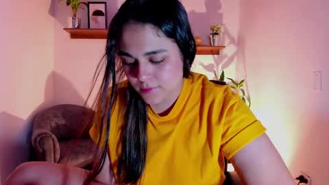 Laura online show from 18, 2, 2025