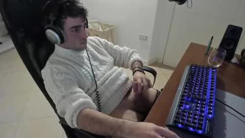 Snapshot of mrclean_97 chatting on 2, 1, 2025 GoodBoy online show from 2, 1, 2025