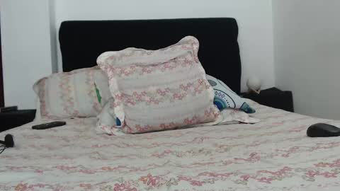 mrcock_col online show from 9, 2, 2025