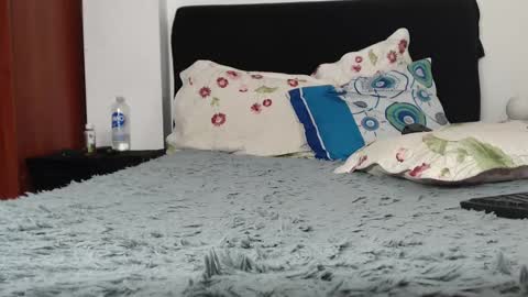 mrcock_col online show from 10, 2, 2025