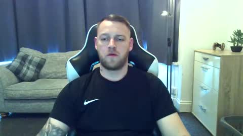 mrengland86566 online show from 7, 3, 2026