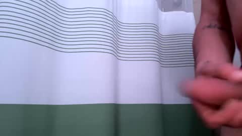 Snapshot of mrfrankfuckforfree chatting on 19, 12, 2025 mrfrankfuckforfree online show from 19, 12, 2025