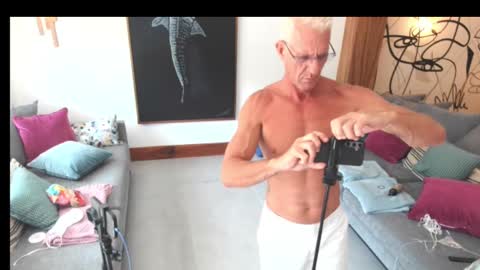 MrFunTimeforYou online show from 12, 2, 2025