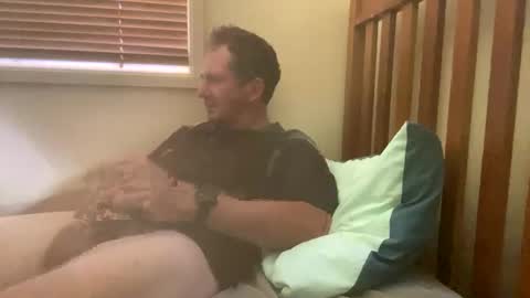 mrgray11xxx aussie online show from 22, 2, 2025