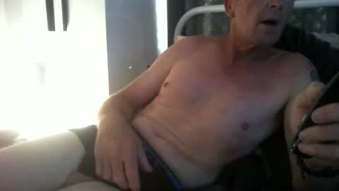 mrgray11xxx aussie online show from 28, 9, 2025
